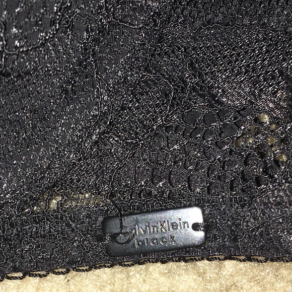 Calvin Klein lingerie - Picture 3 of 3